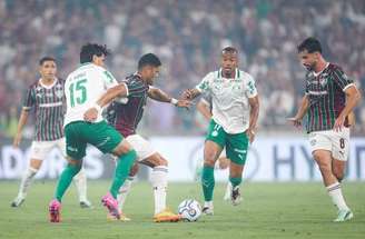 Atuação de Hulk foi bem apagada na derrota do Flu para o Palmeiras –