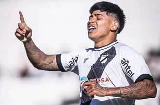 Peralta é uma das promessas do futebol uruguaio –