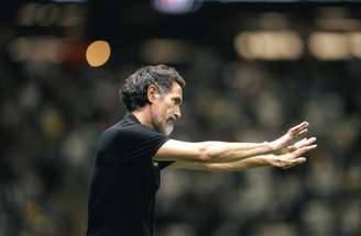 Igor Gomes feste o gol da vitória sobre o Coritiba –