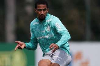 Murilo tem contrato com o Palmeiras até 2029 e tem se destaco no setor defensivo –