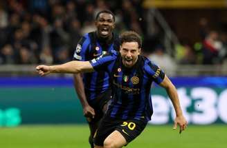 Inter e Shakhtar tiveram uma disputa acirrada durante a partida –