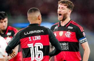 Léo Pereira durante a eliminatória entre Flamengo e Estudiantes –