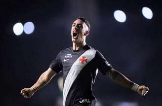Vasco abre o placar, leva a virada para o Corinthians, mas vira de volta em São Januário –