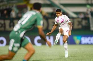 Após a Chape abrir o placar, Guga empatou para o Fluminense –
