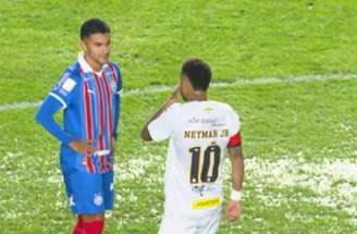 Sávio dá o vermelho após confirmar a ação de Neymar. Lei Vini Jr em ação. Reprodução de vídeo Premiere