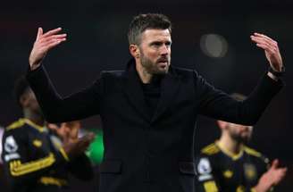 Michael Carrick vive primeira crise no comando do Manchester United –