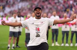 Vincent Kompany observa atividade do Bayern –
