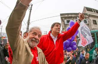 O ex-presidente Luiz Inácio Lula da Silva intensificou neste domingo seu apoio ao prefeito de São Paulo e candidato à reeleição pelo Partido dos Trabalhadores (PT), Fernando Haddad