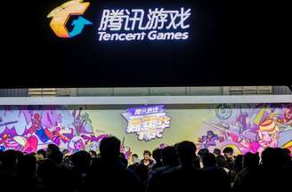 Visitantes participam do evento anual Tencent Games Carnival em Chendgu, na China  2/12/ 2017.  REUTERS/Stringer 