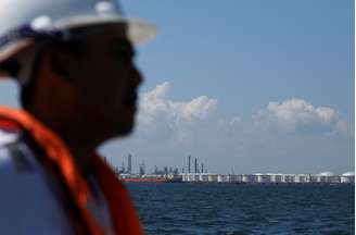 Vista do complexo de refino da Shell em Pulau Bukom, Cingapura 
15/07/2019
REUTERS/Edgar Su