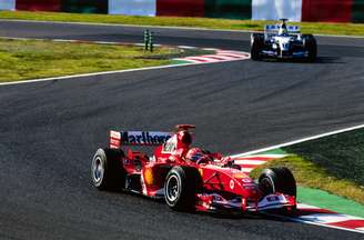 Michael e Ralf Schumacher brilharam em Suzuka 2004, na primeira vez que a classificação aconteceu num sábado