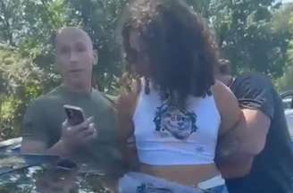 Brasileira trans é presa nos EUA 