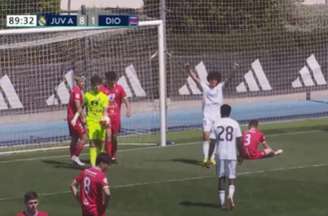 Enzo Alves comemora seu terceiro gol, o nono do Real Madrid – Reprodução de vídeo