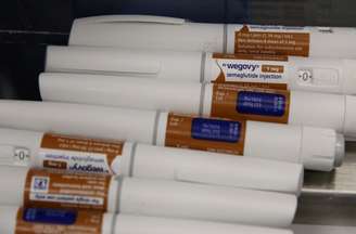 Canetas Wegovy são separadas em uma linha de embalagem na fábrica da Novo Nordisk em Hillerød, Dinamarca, em 8 de março de 2024. REUTERS/Tom Little