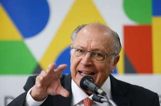 O vice-presidente Geraldo Alckmin (PSB) criticou vitaliciedade para cargos de ministros no STF