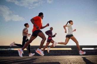 SONICBLAST™ 2 faz parte da Coleção RISE & SHINE™ da ASICS — Foto: Divulgação/ASICS