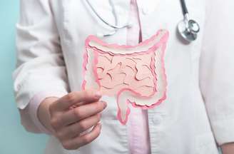Entenda os riscos do uso de laxantes para casos de intestino preso