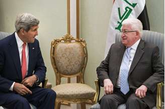 <p>Presidente iraquiano, Fuad Masum, conversa com o secretário de Estado dos EUA, John Kerry, em Bagdá, em 10 de setembro </p>