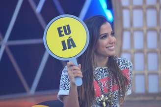 Anitta participa do programa Legendários