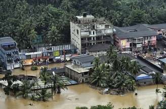 Inundações em Sri Lanka deixou mais de 100 mortos