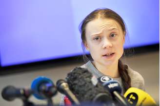 Greta Thunberg fala em entrevista com ativista de clima e especialistas da África 31/1/2020 TT News Agency/Pontus Lundahl via REUTERS 