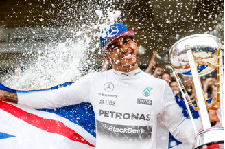 Hamilton tem seis títulos da Fórmula 1 (Foto: Reprodução/ Mercedes)
