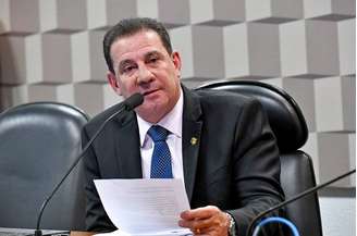 Vanderlan Cardoso alertou para o risco de demissões caso medida não seja prorrogada.