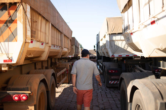 Frente Parlamentar dos Caminhoneiros vai ao STF para travar 'PEC Kamikaze' - 17/5/2-2019