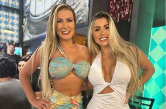 Urach está em Florianópolis curtindo o carnaval com amigos