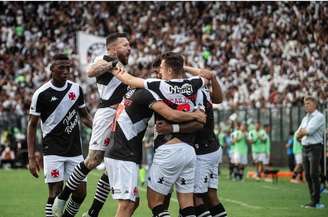 Vasco vence em casa. 