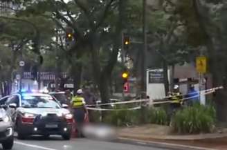 Motorista teve mal súbito enquanto seguida pela Avenida Engenheiro Luís Carlos Berrini, em São Paulo, e atropelou duas pessoas