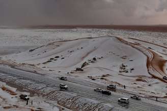 Deserto saudita foi tomado por neve