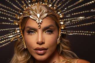 Erika Schneider, influenciadora e musa de Mocidade Independente