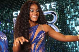 Erika Janusa no Camarote Mar