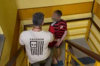 Suspeito tentou fugir mas foi preso próximo à 52ª DP (Nova Iguaçu) 