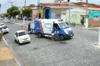 Suspeito furtou celular de dentro da ambulância no Ceará