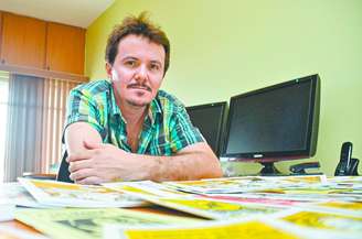 Klévisson Viana, da Tupynanquim Editora, do Ceará, especializada em cordéis. Acha que usar IA é “uma fraude”.