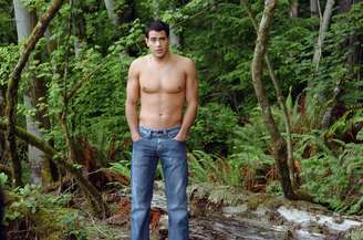 Jesse Metcalfe em Todas contra John