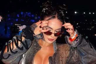 Larissa Santos está solteira e focada na vida fitness