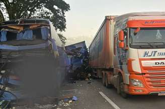 Acidente ocorreu no KM 107 da Rodovia Presidente Dutra, no interior de SP