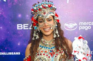 Anitta comanda megabloco no Rio de Janeiro neste sábado, 21