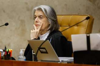 A ministra do STF, Cármen Lúcia, durante sessão da Corte