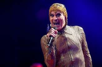 Ney Matogrosso completa 85 anos celebrando uma carreira marcada pela arte, irreverência e uma das vozes mais emblemáticas da música brasileira