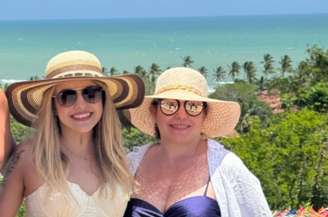 Cibele Marchis e Maria Elisabete Nogueira da Silva