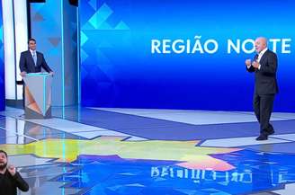 Lula se atrapalha com o tempo durante debate e Flávio tenta se aproveitar 
