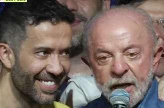 Presidente Lula agradece André Janones por mobilização nas redes sociais