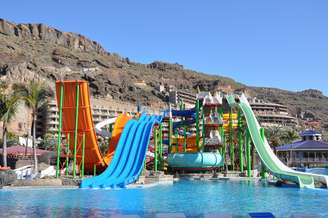 Alguns resorts reunem a estrutura do hotel e de um parque aquático