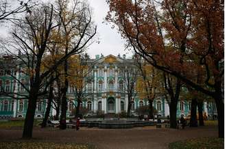 Museu Hermitage, que abriga uma das maiores coleções de arte do mundo