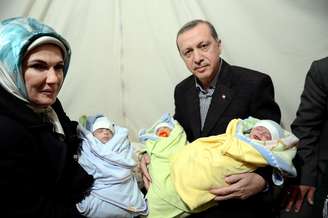 Erdogan visitou campo de refugiados e disse às pessoas que elas podem considerar a Turquia um "segundo lar"