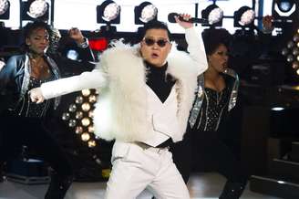 Astro sul-coreano Psy ficou conhecido com o hit <i>Gangnam Style</i>